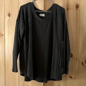 Womens long sleeve/ thin sweater size XL